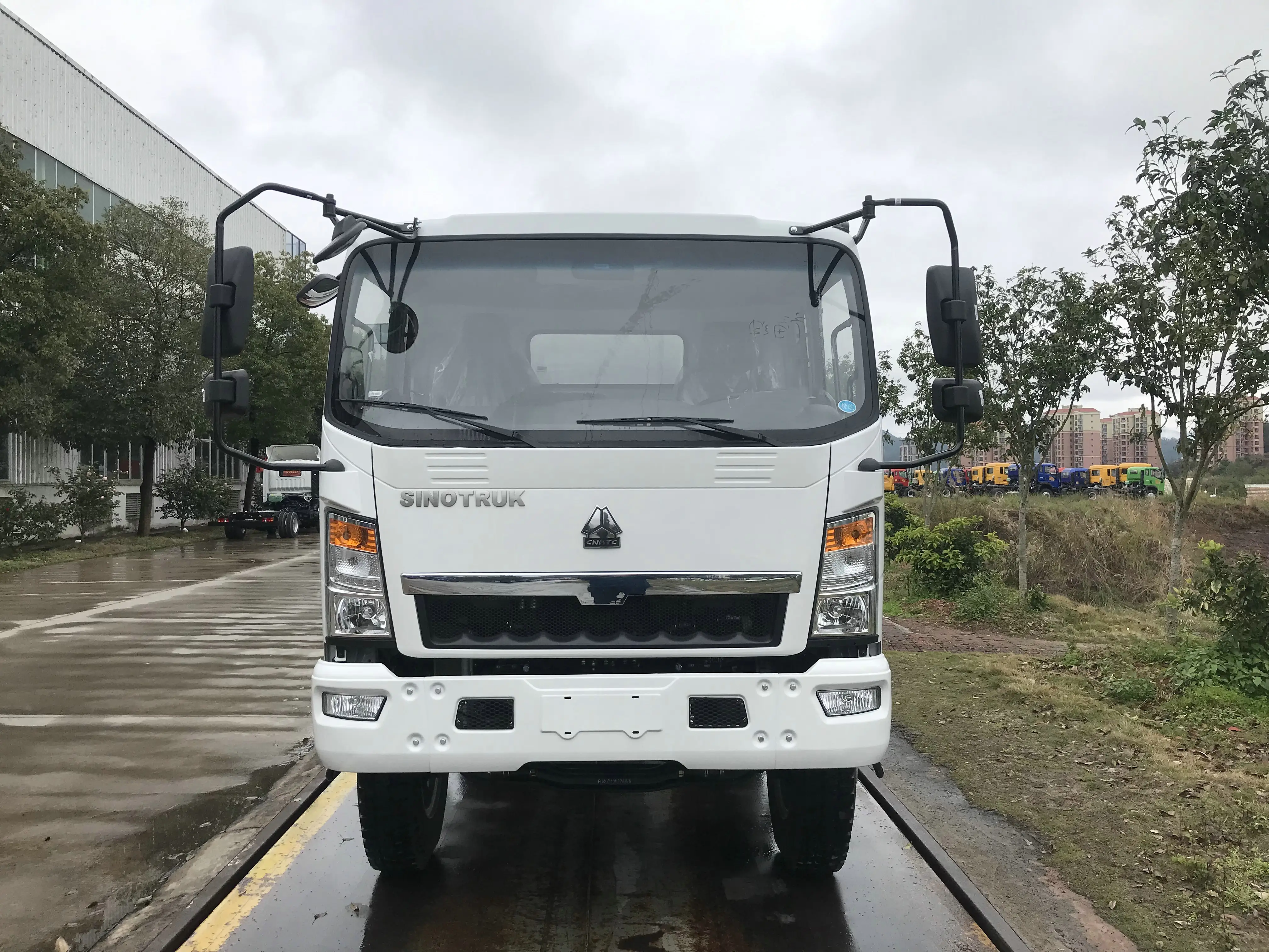Top All Wheel Drive Trucks for Sale Factory 4