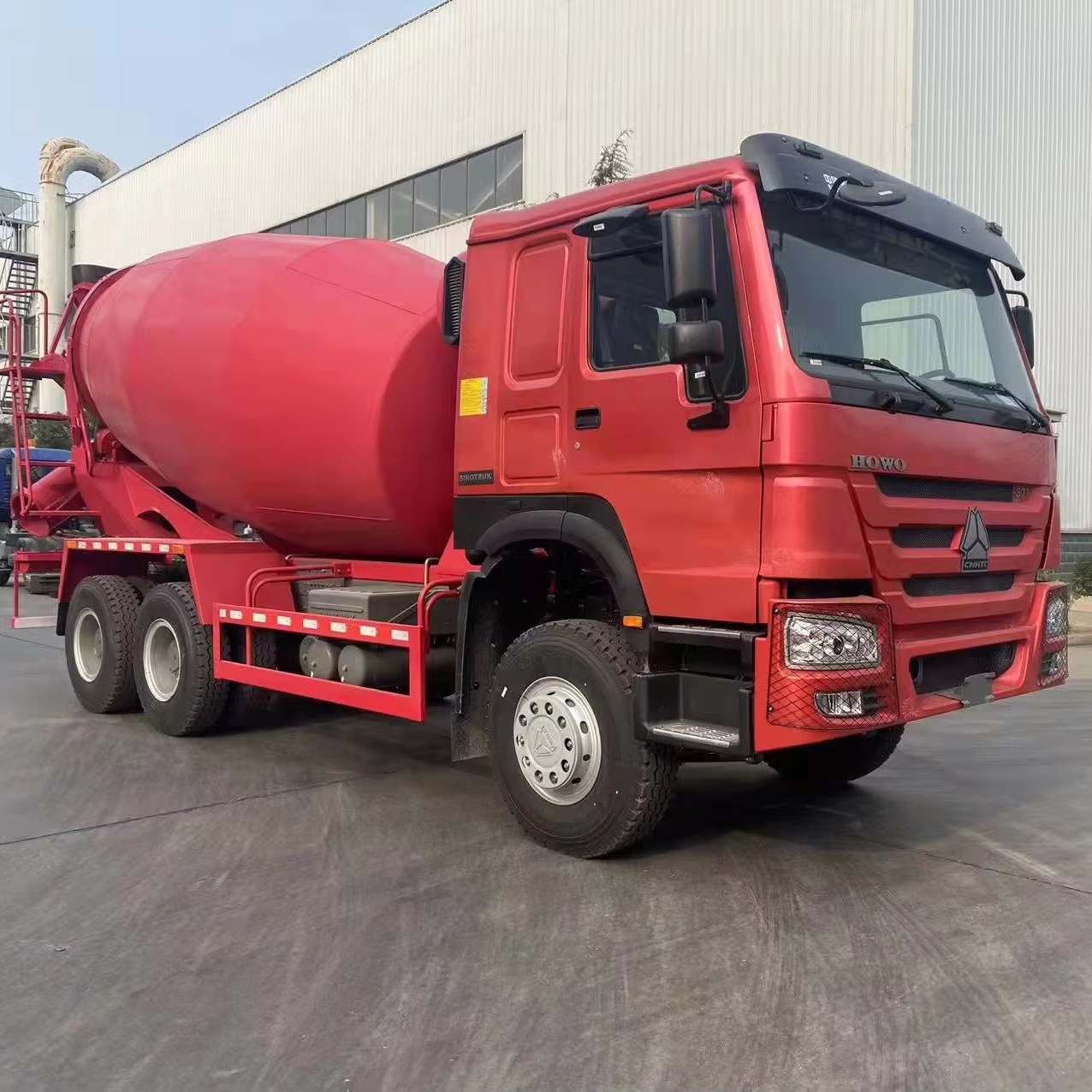 Sinotruk New Howo371 6x4 Mixer Truck - Affordable Sale 1