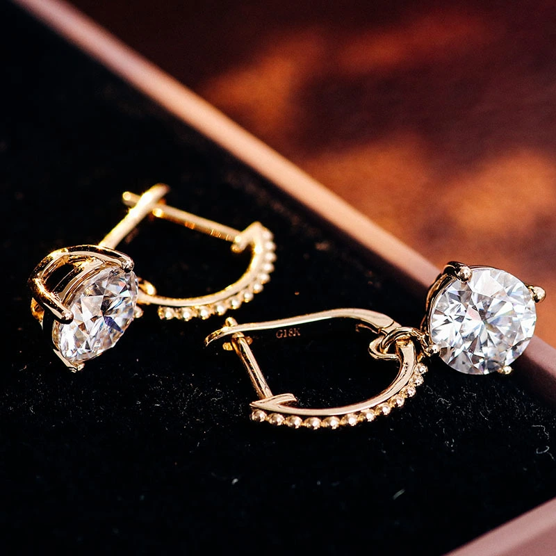 Pendientes de moissanita redonda de 1 quilate con diamantes de color definitorio, joyería fina, abalorios de moda para damas. 1