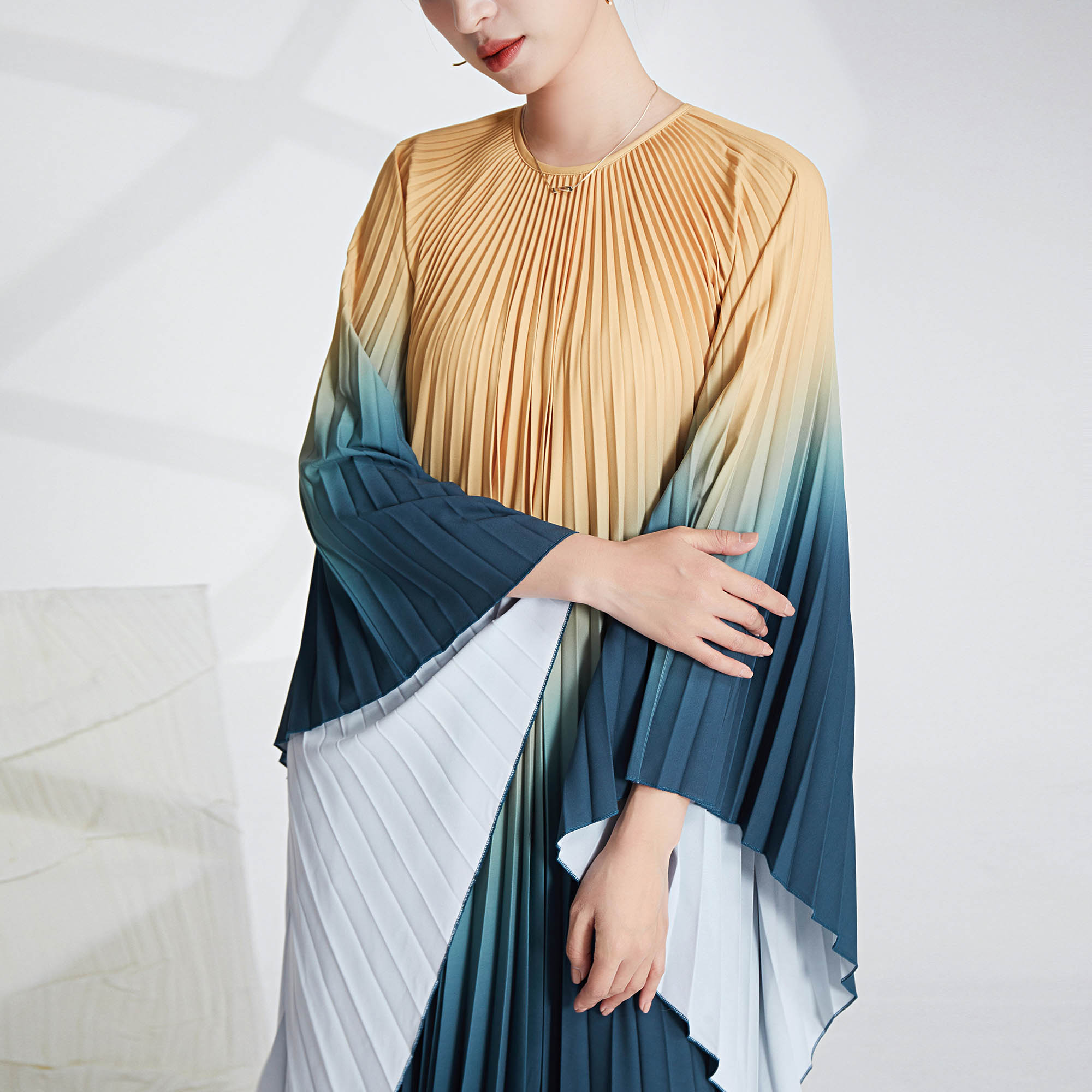 Spring/Summer Collection Women's Fashion Printed Gradient Pleated Dress – Plus Size, Loose Fit, Dolman Sleeve, Elegant <000000> Flowy | OEM/ODM Available 13