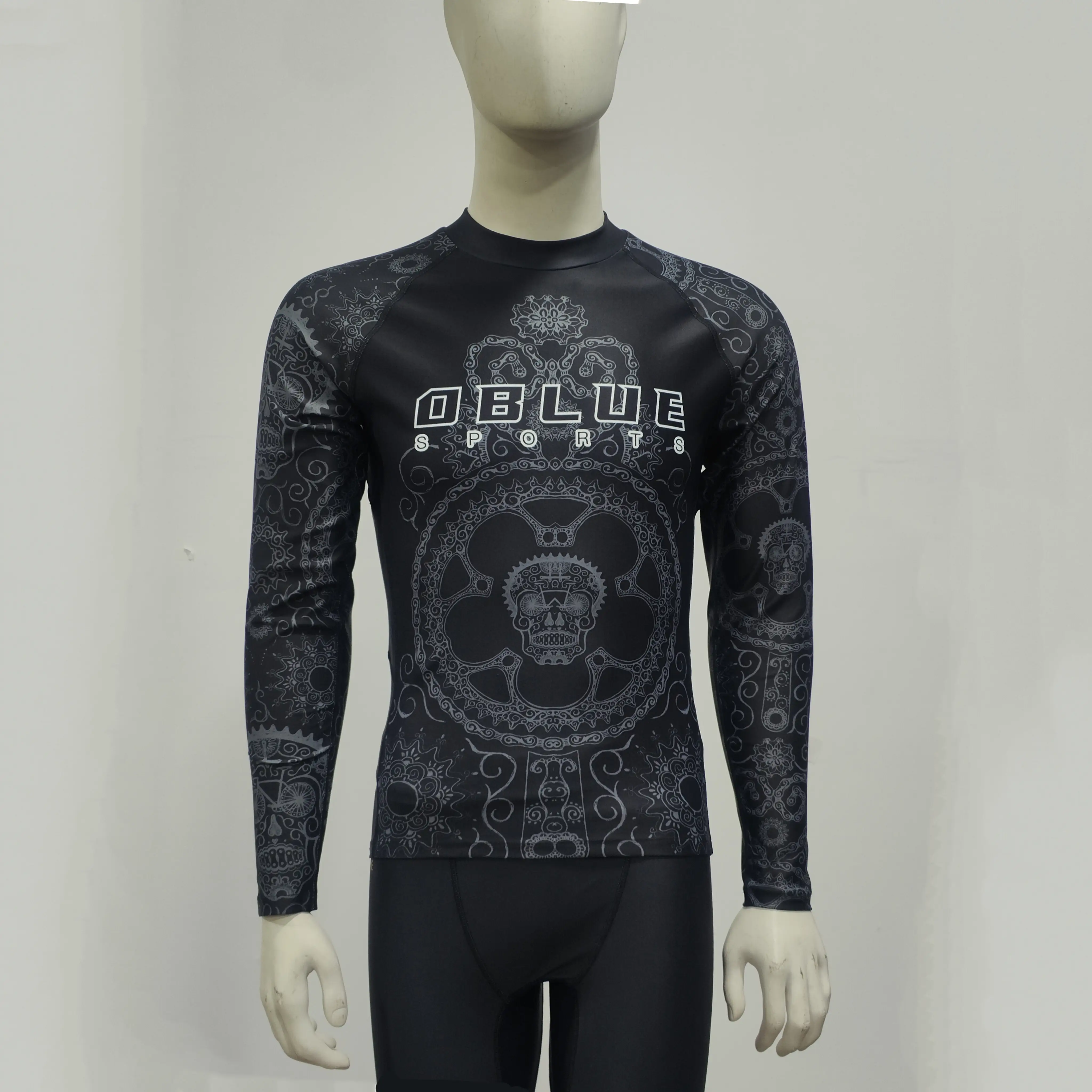 Giomnáisiam Barr Spóirt na bhFear Saincheaptha Aclaíochta Garda Gríosaithe Daingean Comhbhrú Coirp Léinte Baselayer Léinte Mma Sublimation Rash Ruard 1