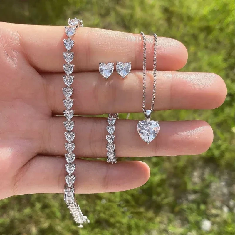 [ensemble promotionnel] 1-3CT Taille Florence Coeur Collier Boucles d'oreilles Bracelet Def Moissanite Ensemble en or 10k 1
