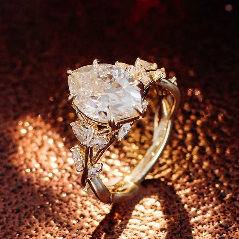 Marquise coupé la bague de fiançailles Moisanite Fine Bijoux Unique Design pour le mariage 18 km jaune en or jaune 1
