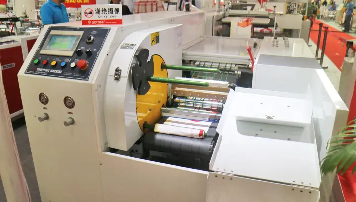 Bin Bag Making Machine Rolling Bag Making Machine Wholesale - Chovyting Machinery 7
