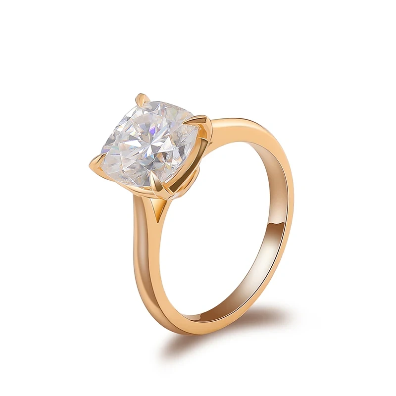 Bague simple en or jaune 14 carats avec diamants et moissanite pour femme de Provence Jewelry 1