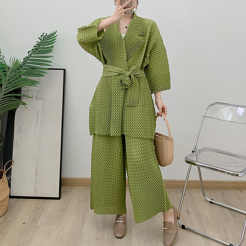 Ensemble deux pièces Miyake Pineapple Pleats pour femme : ensemble à manches longues, haut business <000000>, pantalon ample avec ceinture | OEM/ODM disponible 8