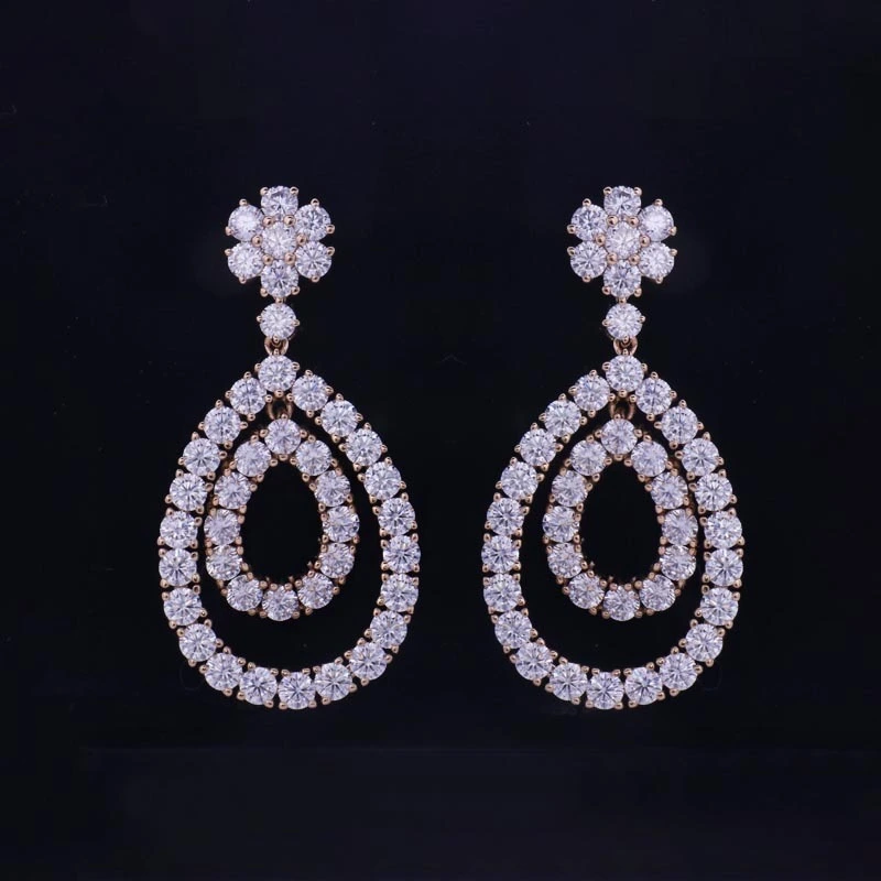 El último diseño elegante de 2.5 mm MEDELANITE MEISSANITE Diamante pavimentado de 18k Pendientes de oro blanco puro para amantes 1