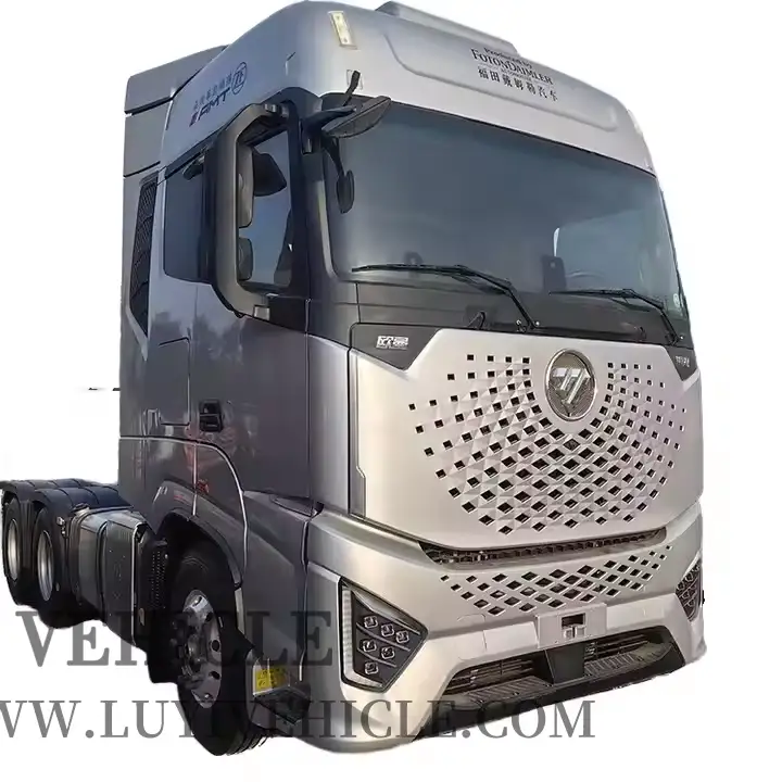 Tractor de 580 hp camiones 4x2/6x4 transportistas comerciales de servicio pesado 1