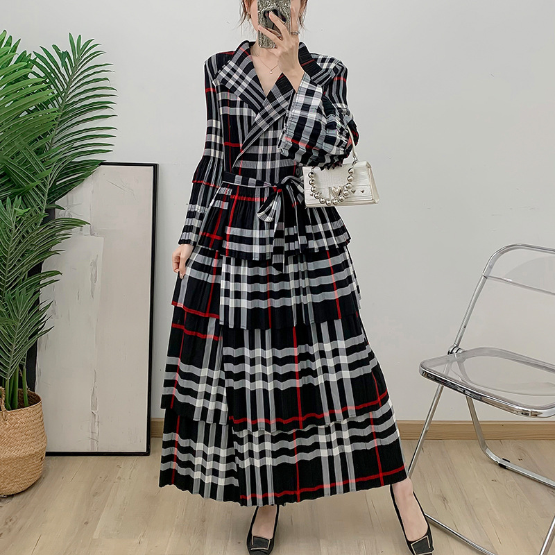 High-End Custom Pleated Dresses | One-Stop OEM <000000> ODM ServicePleated Plaid Print Dress 2025 Spring And Summer New Elegant Women's Casual Dress 13