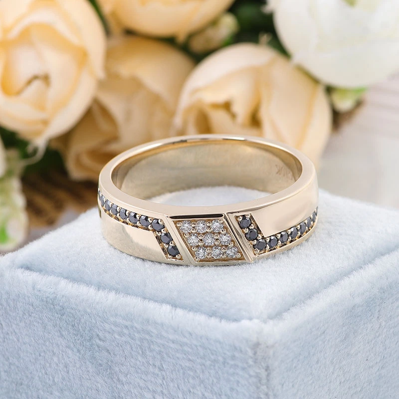 Anillo de boda de moissanita en oro de 14 quilates para hombre. 1
