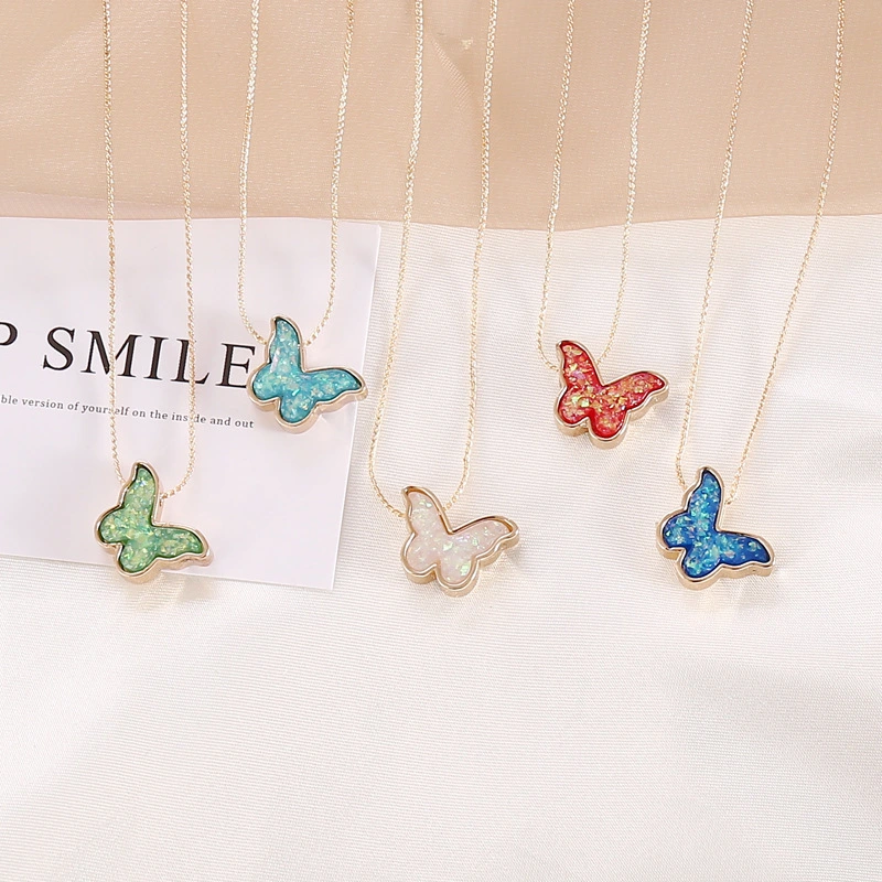 Simple And Multicolor Butterfly Necklace Female Personality Simple And Fashionable Creative Necklace Popular Item 1