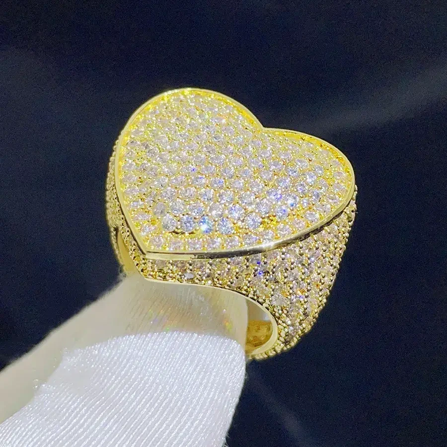 Hip Hop Jewelry Bling Iced Out 925 Sterling Silver D Vvs Moissanie Ring High Quality Heart Shape Engagement Wedding Diamond Ring 1