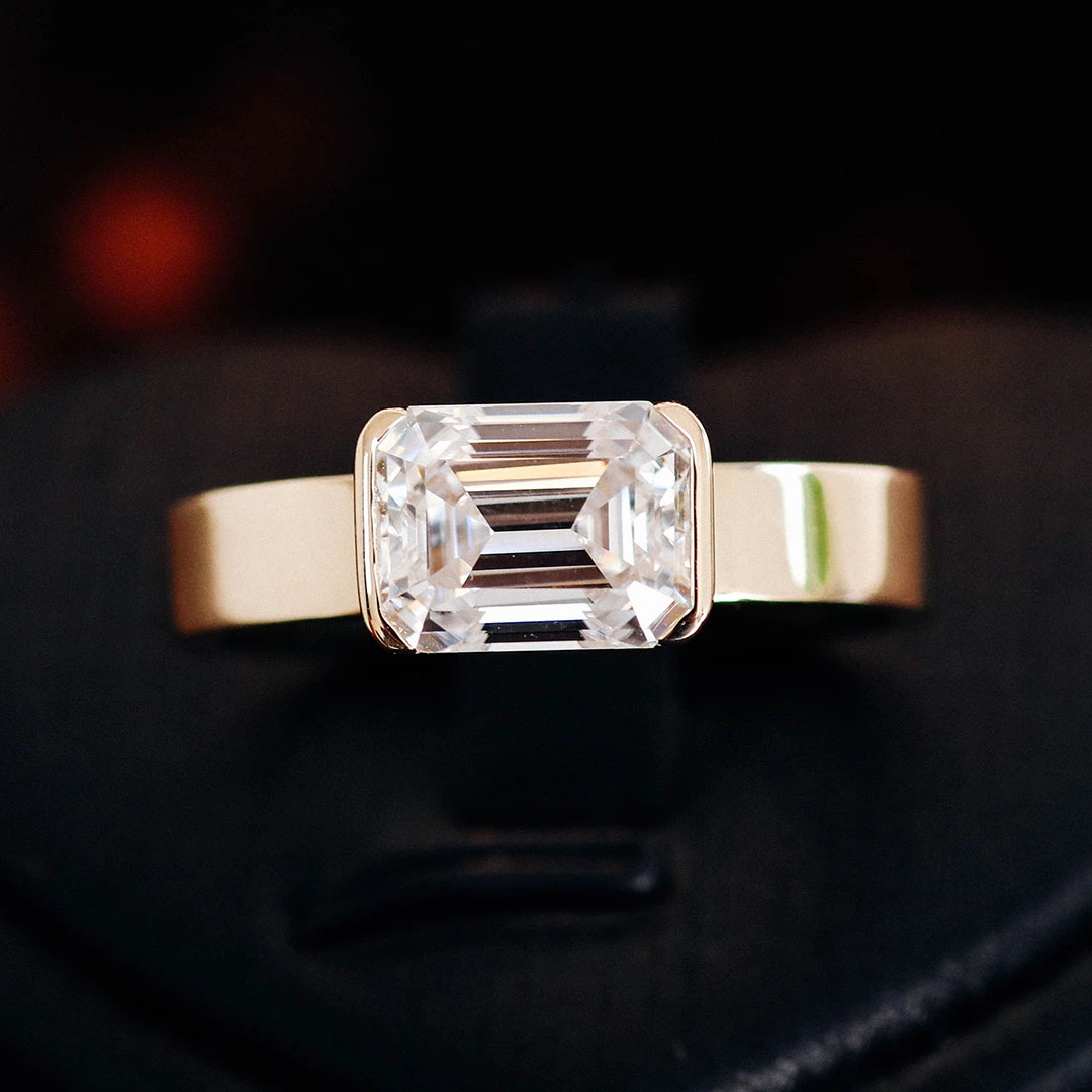 Wholesale Emerald Cut Vvs Moissanite Rings 2CT 10k 14k 18k Solid Gold Wedding Engagement Rings For Women Birthday Anniversary Gift 1