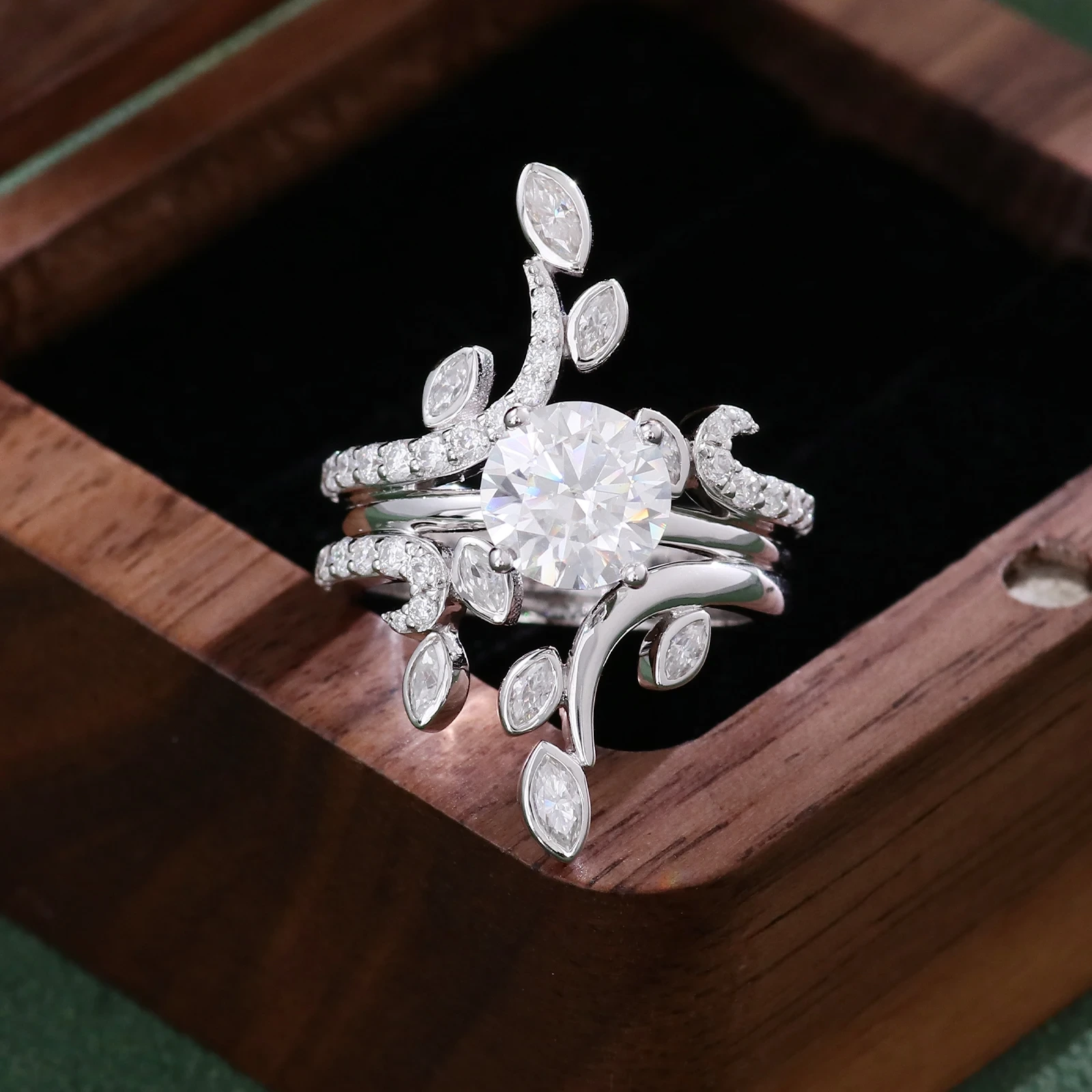 Anneau personnalisé Design Flower White Solid Gold Moissanite Diamond Def Vvs1 Qualite Ring Ensemble 1