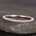 Bague de mariage personnalisée Plw026 (nouveau modèle 2018) en or rose 14 carats avec petite moissanite 1