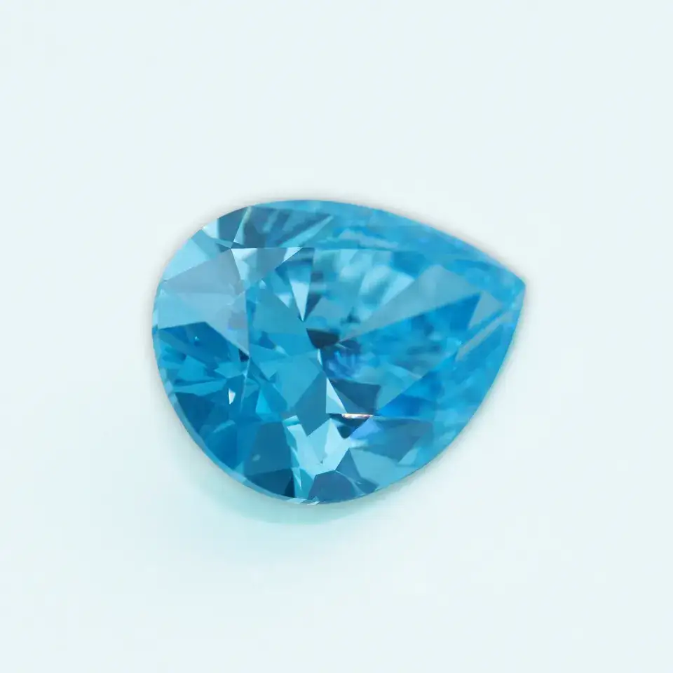 Distribuidor de diamantes vende diamante cultivado en laboratorio de color azul intenso de fantasía de 2,12 quilates con corte de pera modificado y claridad VS1. 1