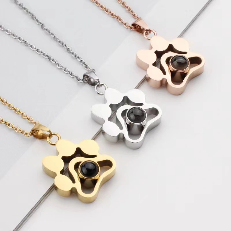 Hot Selling Titanium Steel Mirror Dog Paw Projection Necklaces In 100 Languages I Love You Customized Couple Necklaces 1