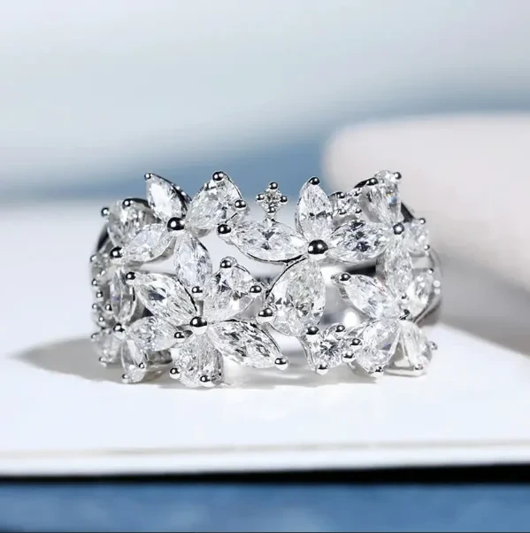 Flor de rosa chapada de oro de 18 km ANILLOS DE DIAMANTE MOISSANITE DE MOISSANITE ANILLOS DE DIAMONDES 925 ANILLAS DE BODA MOISSANITE MOISSANITE 1