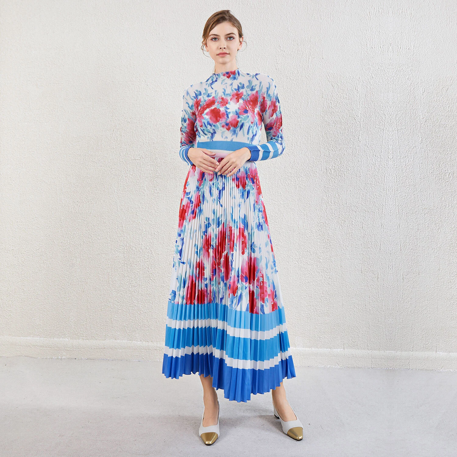 Wholesale Selection: Stylish and Versatile Pleated Skirt Suit, Ample Stock Available Miyake Pleated Skirt Set Women 2024 Summer Printed Tops Fashionable Loose Elastic Pleated Long Skirt Two-piece Set 1