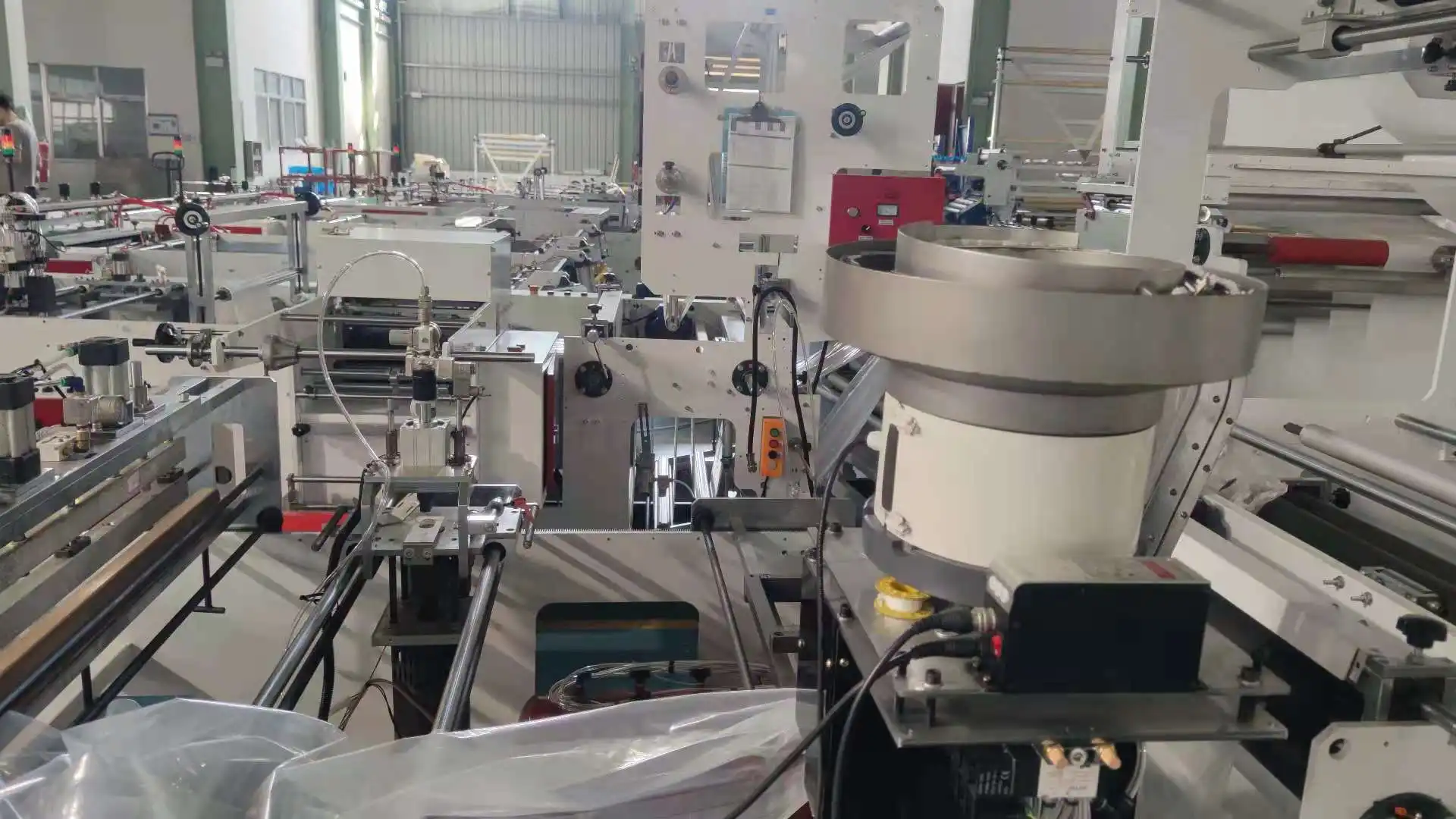 Ziplock Bag Making Machine Plastic Bag Making Machine Wholesale - Chovyting Machinery 3