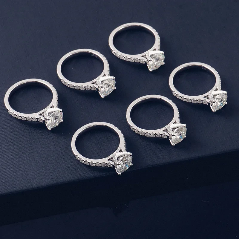 Bague solitaire simple faite à la main avec diamants et moissanite personnalisés, offre spéciale 1
