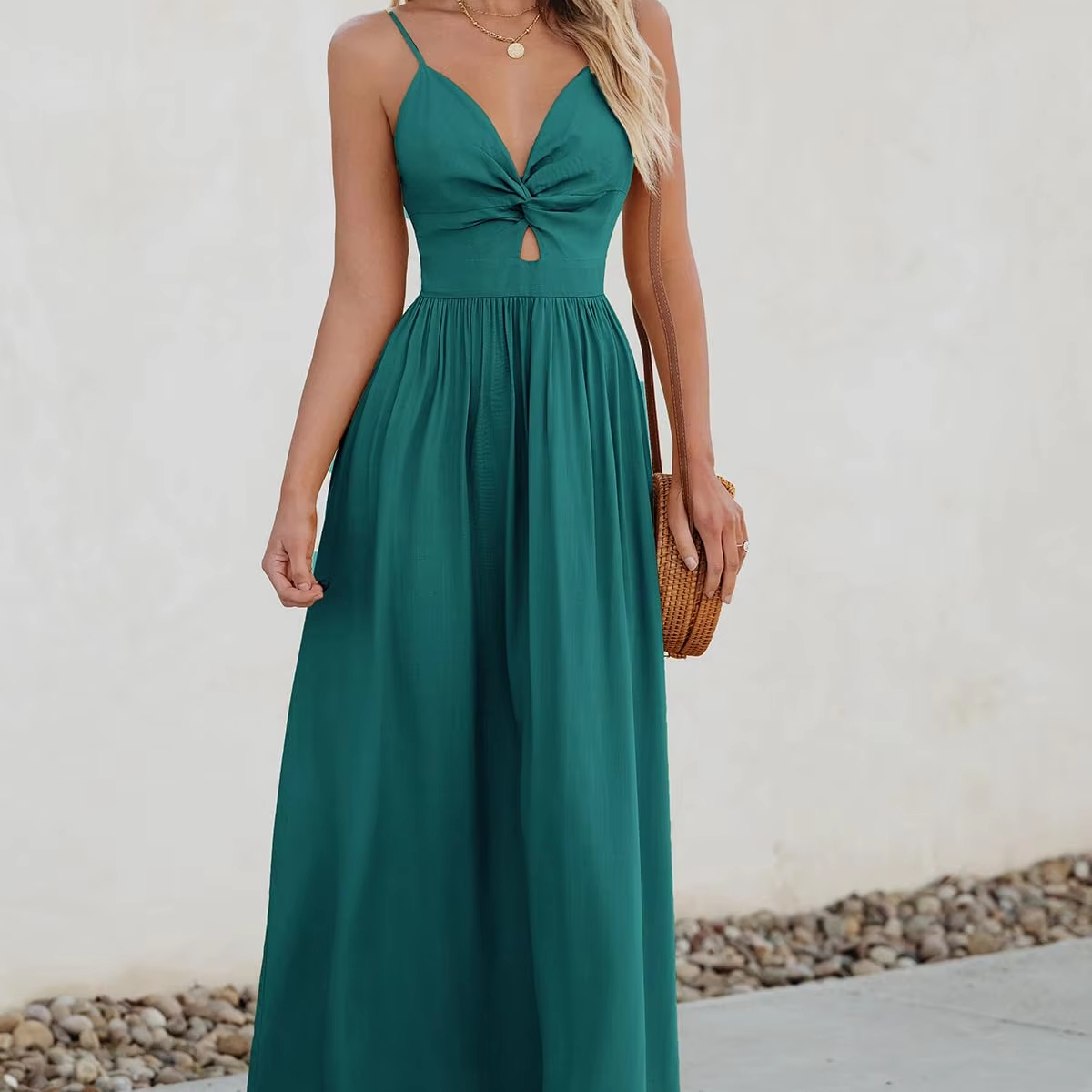Straps de espagueti de verano casual con cuello en v vestido sin mangas para mujer 1