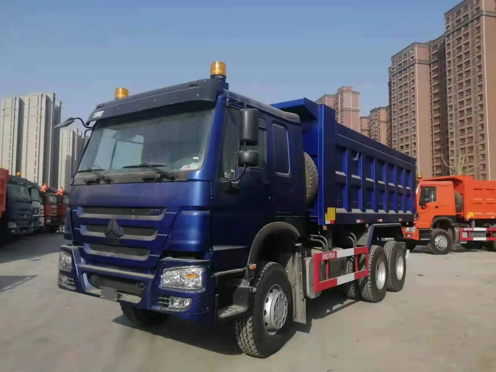 Huge Dump Truck New SINOTRUCKCompany 6