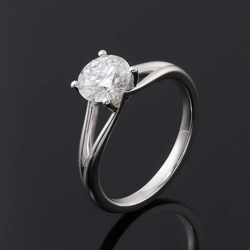 Conception classique en gros 4 dents personnalisé Moisanite Gold anneau d'or Moisanite Bonne de mariage Solid 14 K Gold 1
