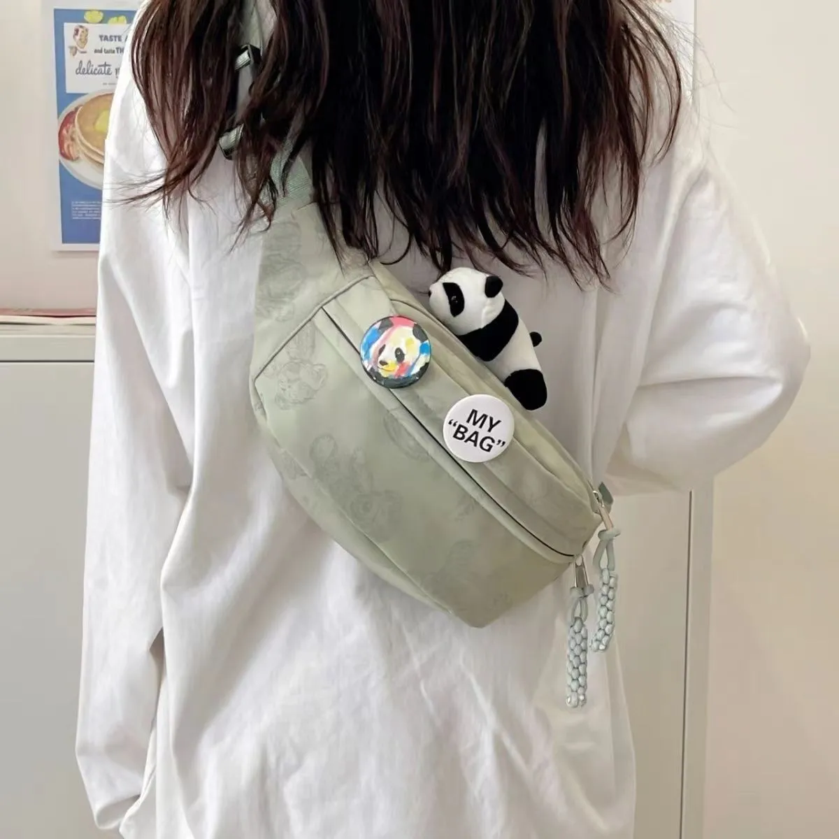Wholesale Crossbody Bag With Distinctive Design For Outdoor Casual Waist Bag For Men Women Polyester Fanny Pack 1