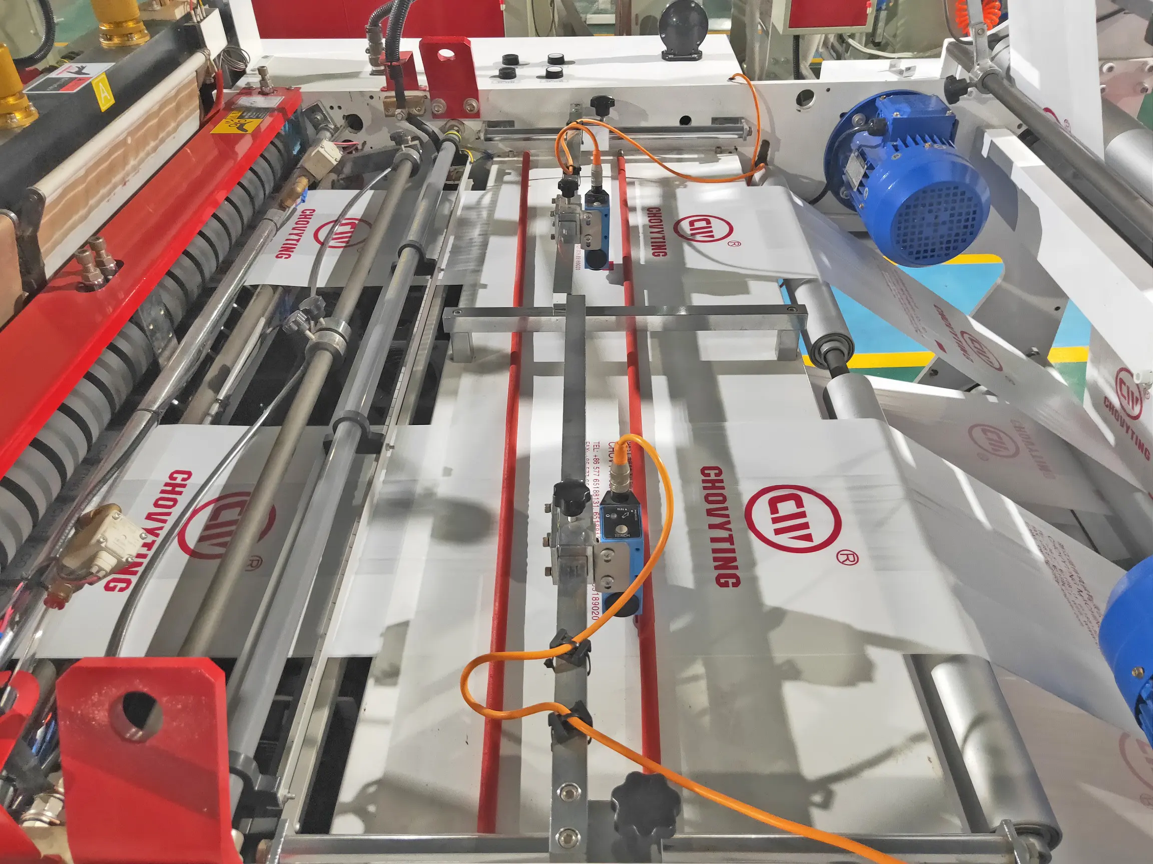 T Shirt Bag Making Machine by Chovyting Machinery 4