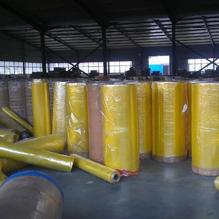 China Hersteller Guter Klebstoff Bopp Kartonversiegelung Verpackungsband Jumbo-Rolle 1
