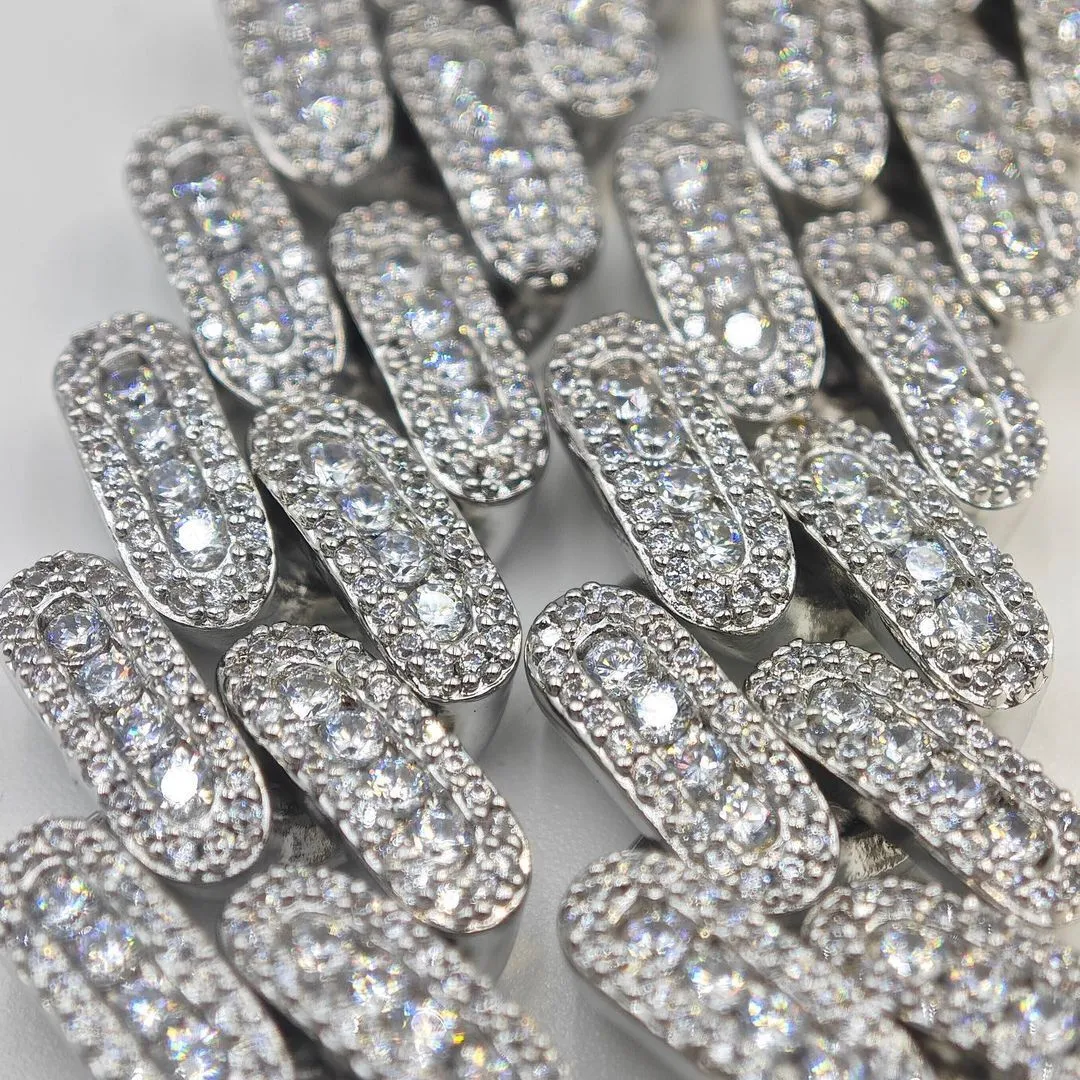 Fashion Jewelry Wholesale Hip Hop Bling Jewelry For Men Chains Silver Cuban Link Necklace Baguette Moissanite Cuban Chain 1