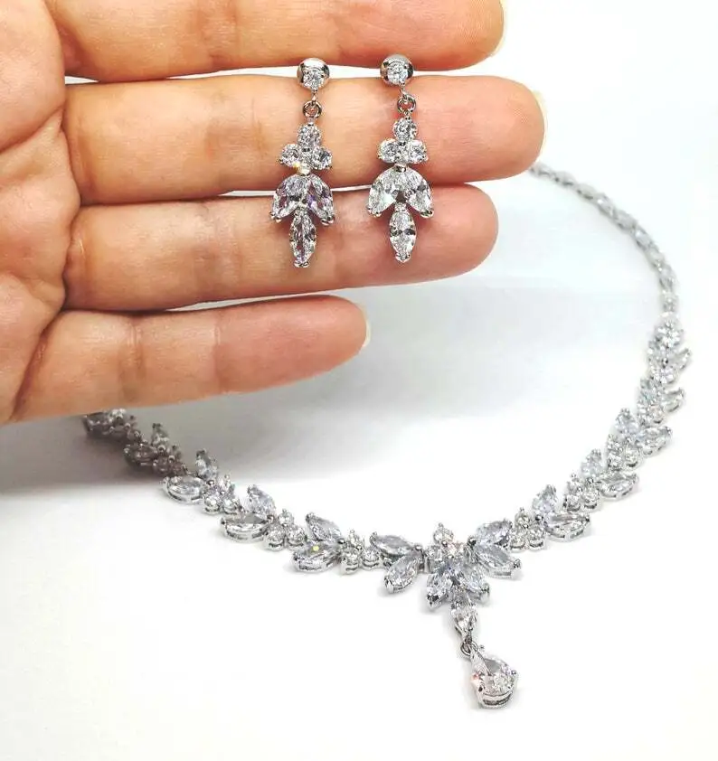 Silver Moissanite Diamond Fashion Wedding Jewelry Bib Stat Statement Collier Boucles Boucles Bijoux 1