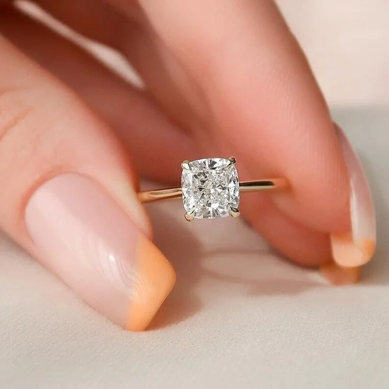 2.00 CT D-VVS2 CUSHION CUT 3EX LAB Diamond Ringer في خاتم زواج الذهب الصلب 18K 1