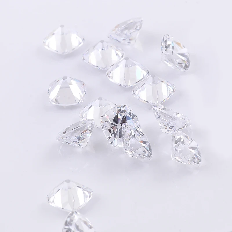 Coup de coussin antique 6x8 mm Def Couleur de la couleur du diamant Moisanite Diamond avec couture de Culet Round Old Europe 1