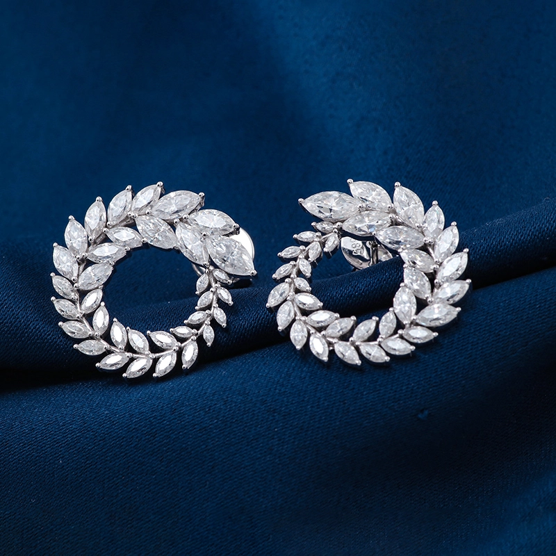 Grand Design unique Marquise Moisanite Diamond 14K Boucles d'oreilles de goujon en or blanc massif 2021 pour le mariage 1