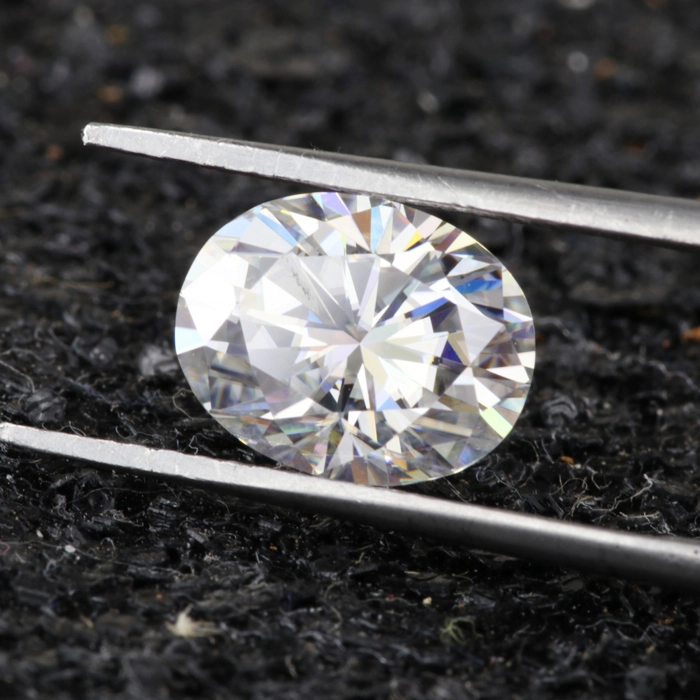 Clarity Vvs1 Vvs2 Vs1 Vs2 Cushion Oval Cut DEF Color Available Artificial Diamond Moissanite 1