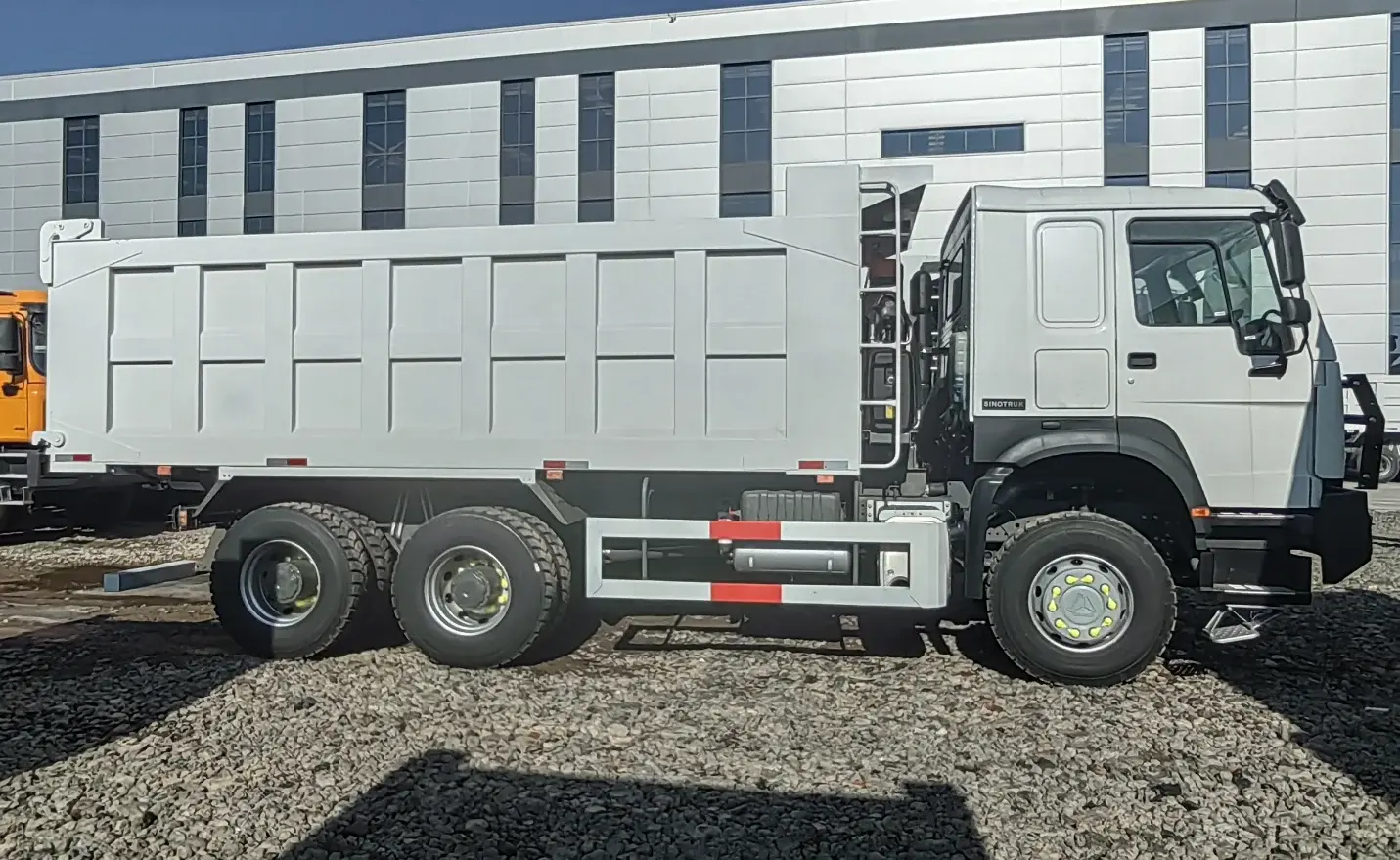 Mini Dump Truck for Sale Factory White 7