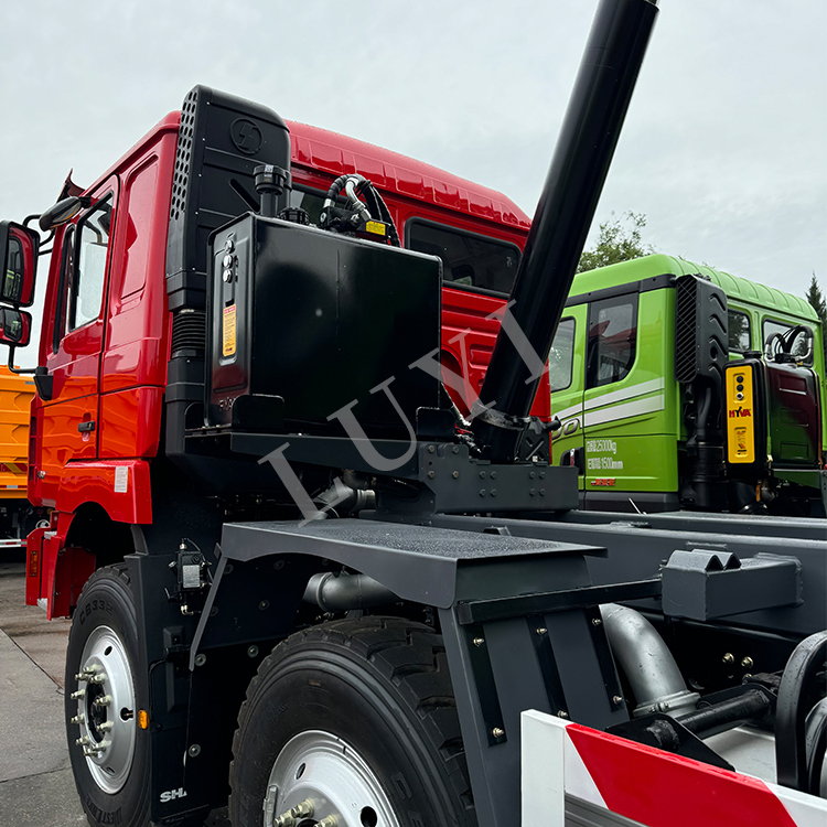 8x4 10 ruedas Sitio de construcción Línea de transporte 4