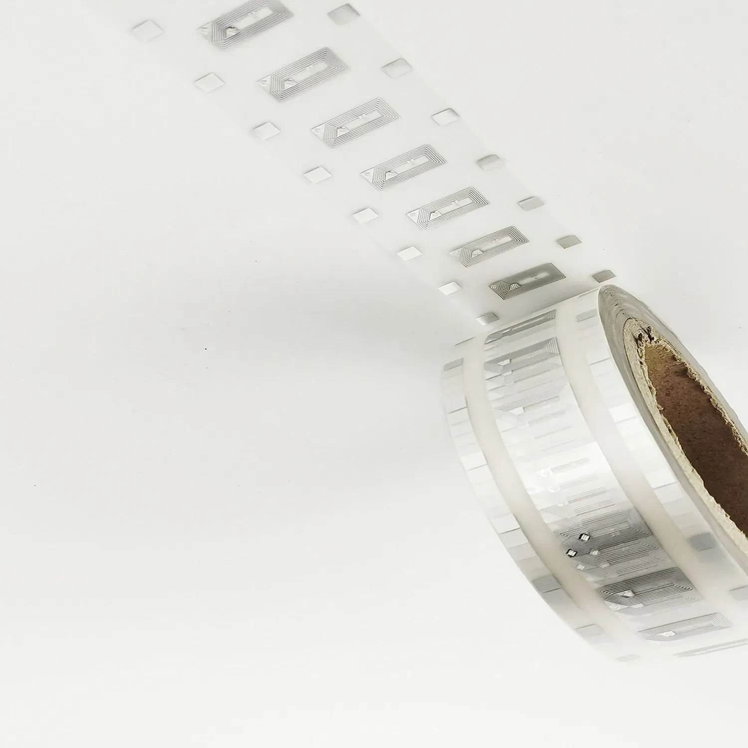 Hf 13.56MHz RFID Coated Paper Labels – Access Control & Asset Management Stickers 1