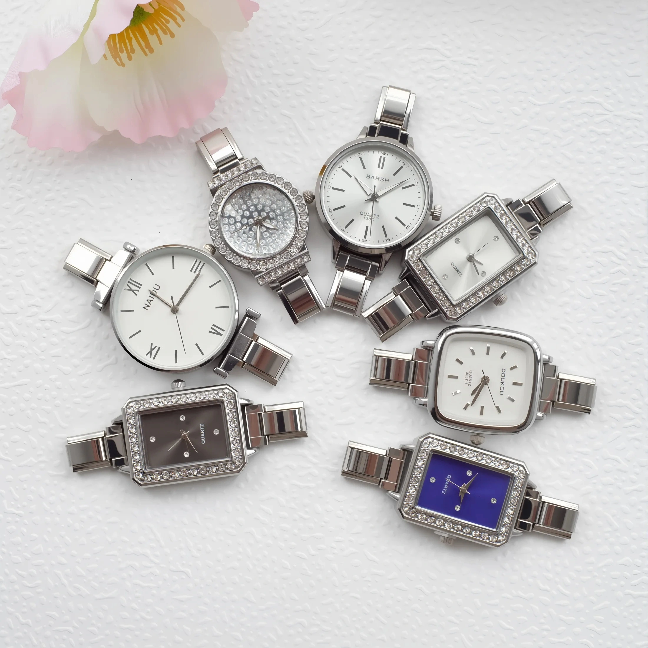 Manufacturer Wholesale Fashion Square Round Italian Charm Bracelet Diy Quartz Watch Beautiful Watch For Men And Women 1