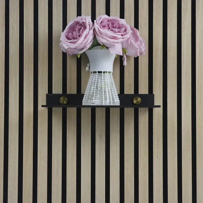 Faléc panel fém polc kiegészítő csavarlyukakkal a könnyű telepítéshez 1