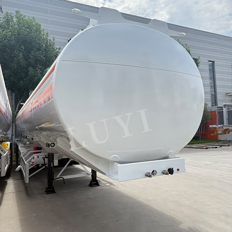 4-bin 40m³ petrolero remolque | Solución de transporte de 3 ejes 4