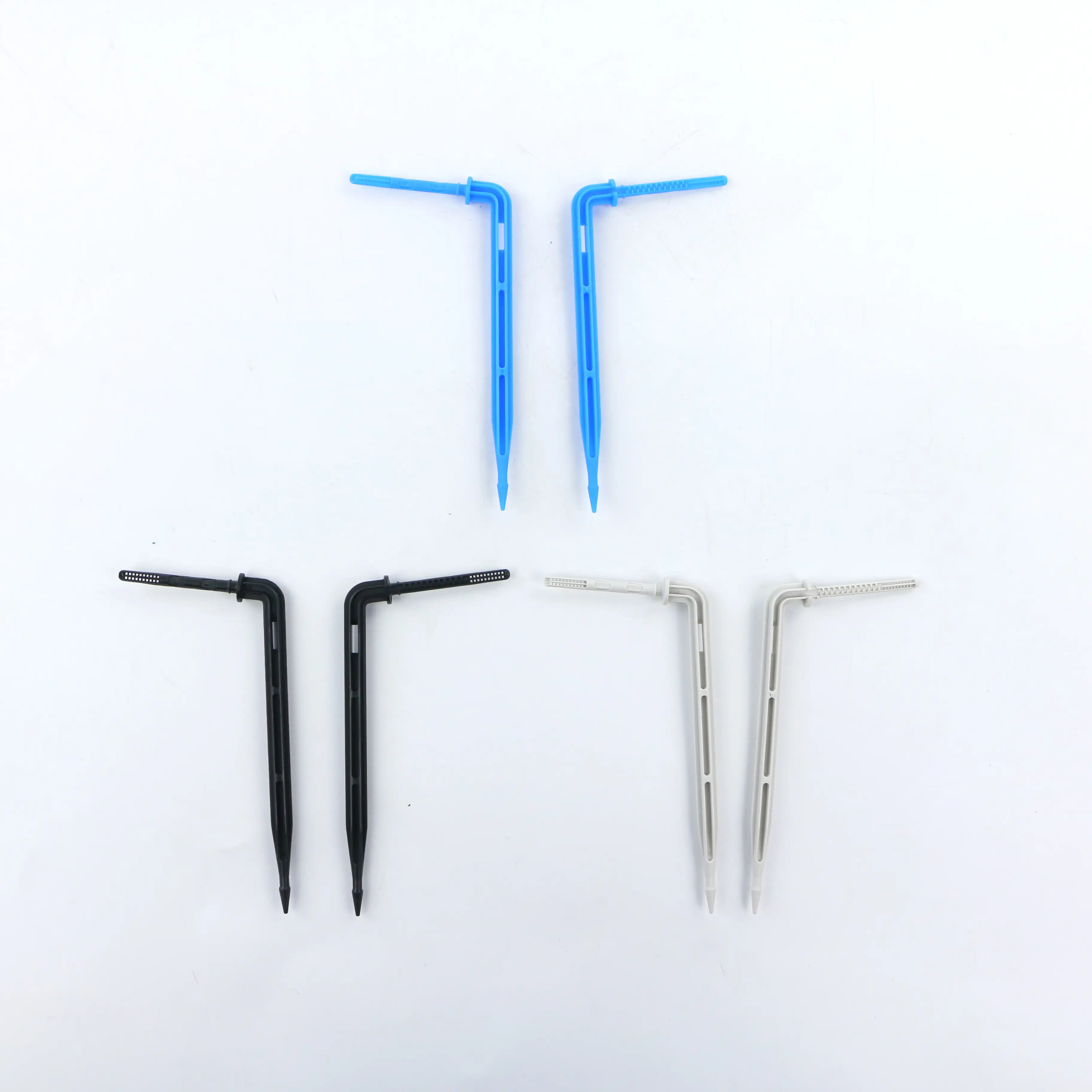 农业用弯箭节水滴灌器 1