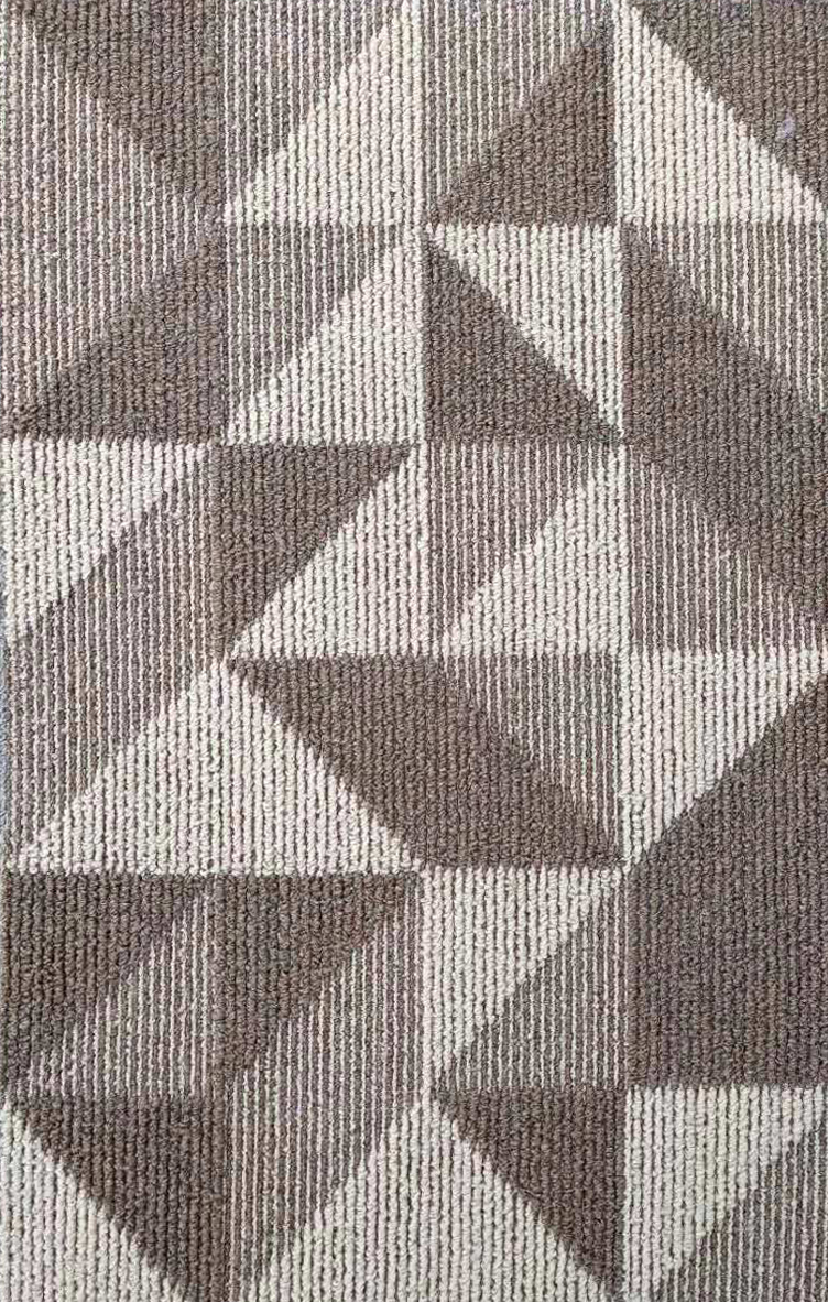 Moquette in PP trapuntata su misura per uffici e hotel, da parete a parete. 5