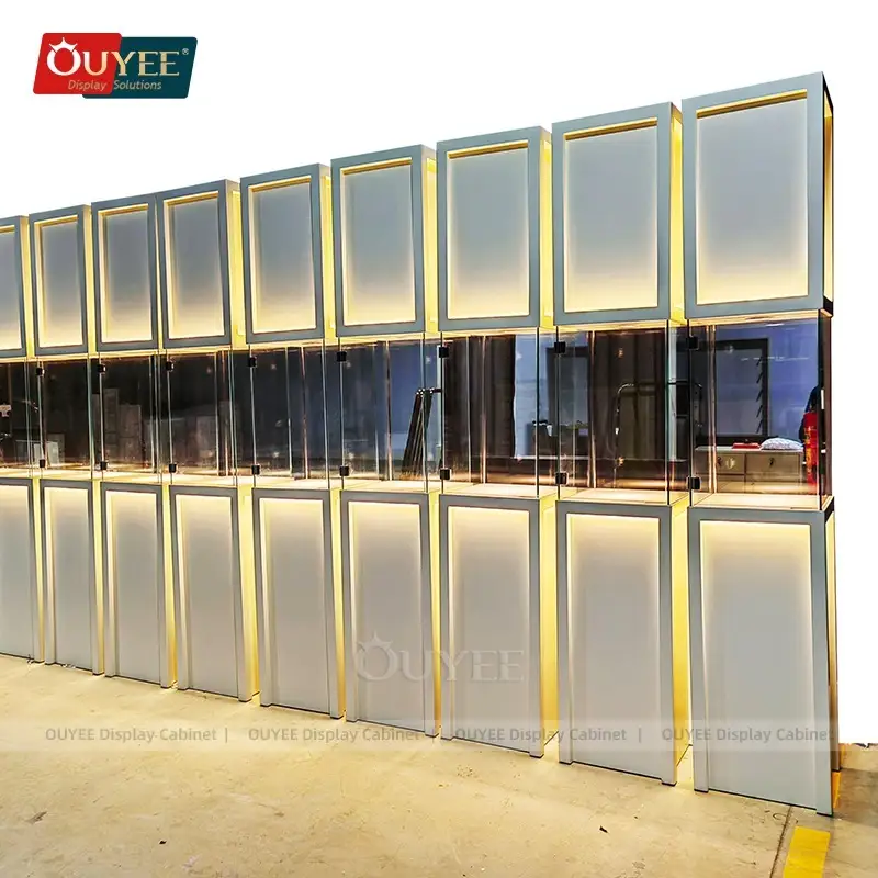 Wandvitrine für Schmuckgeschäfte, schwebender Glasaussteller 1