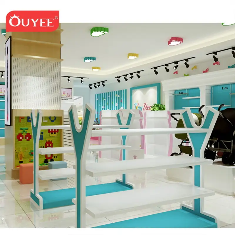 Vetrina e scaffali per abbigliamento per neonati - Arredamento per negozi per bambini 1