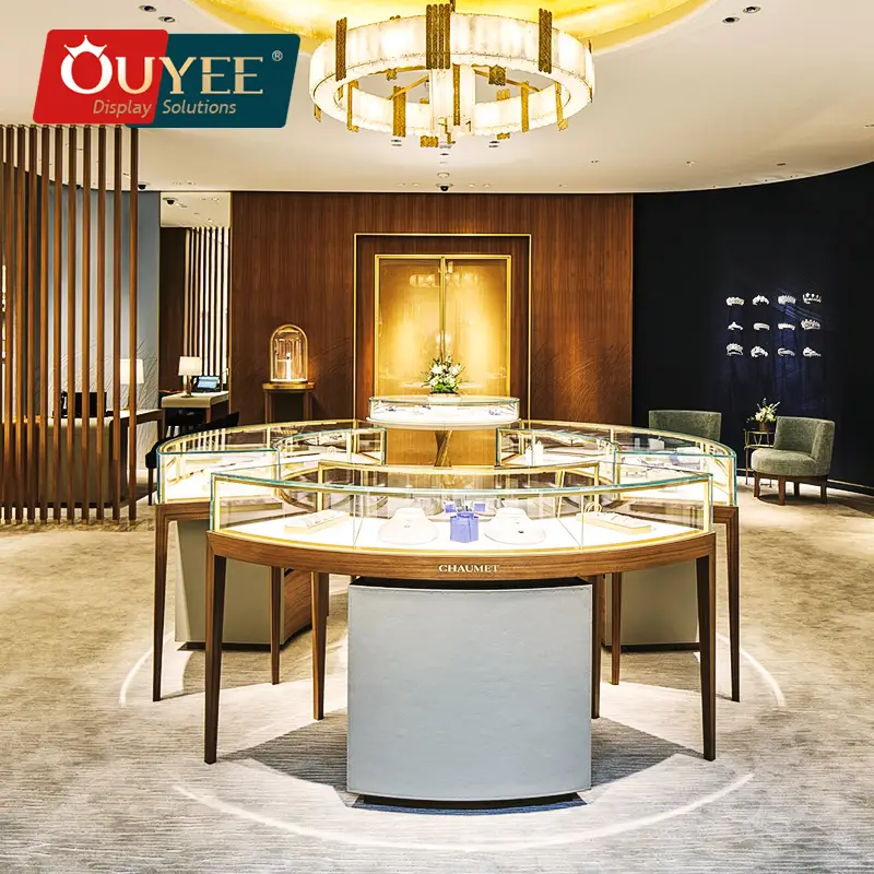 Vitrine de madeira personalizada para exposição de relógios em joalheria. 1