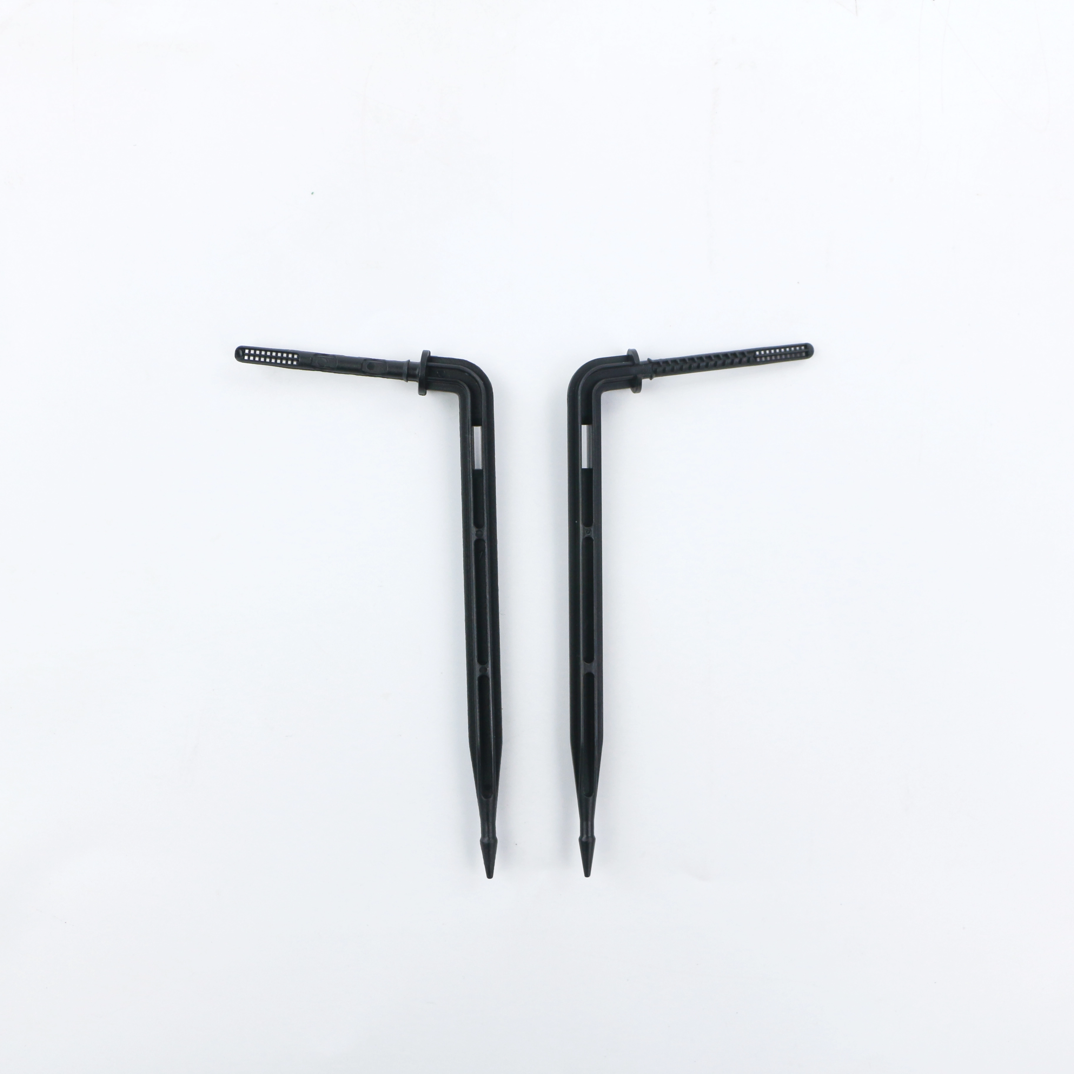 2/4-Way Straight & Bend Arrow Dripper 4L/8L Irrigation 1