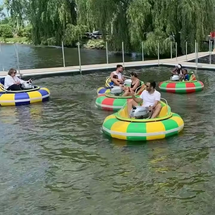 China Professional Manufacturer Bumper Boats Water Bumper Cars Hot Sale For Family Games 1